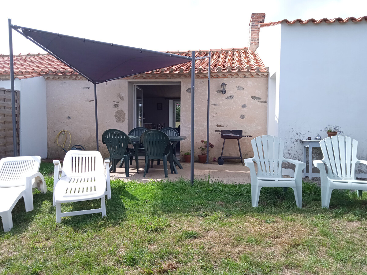 Gîte rural avec étang privé, terrasse et base ULM à 200 m - Photo 17