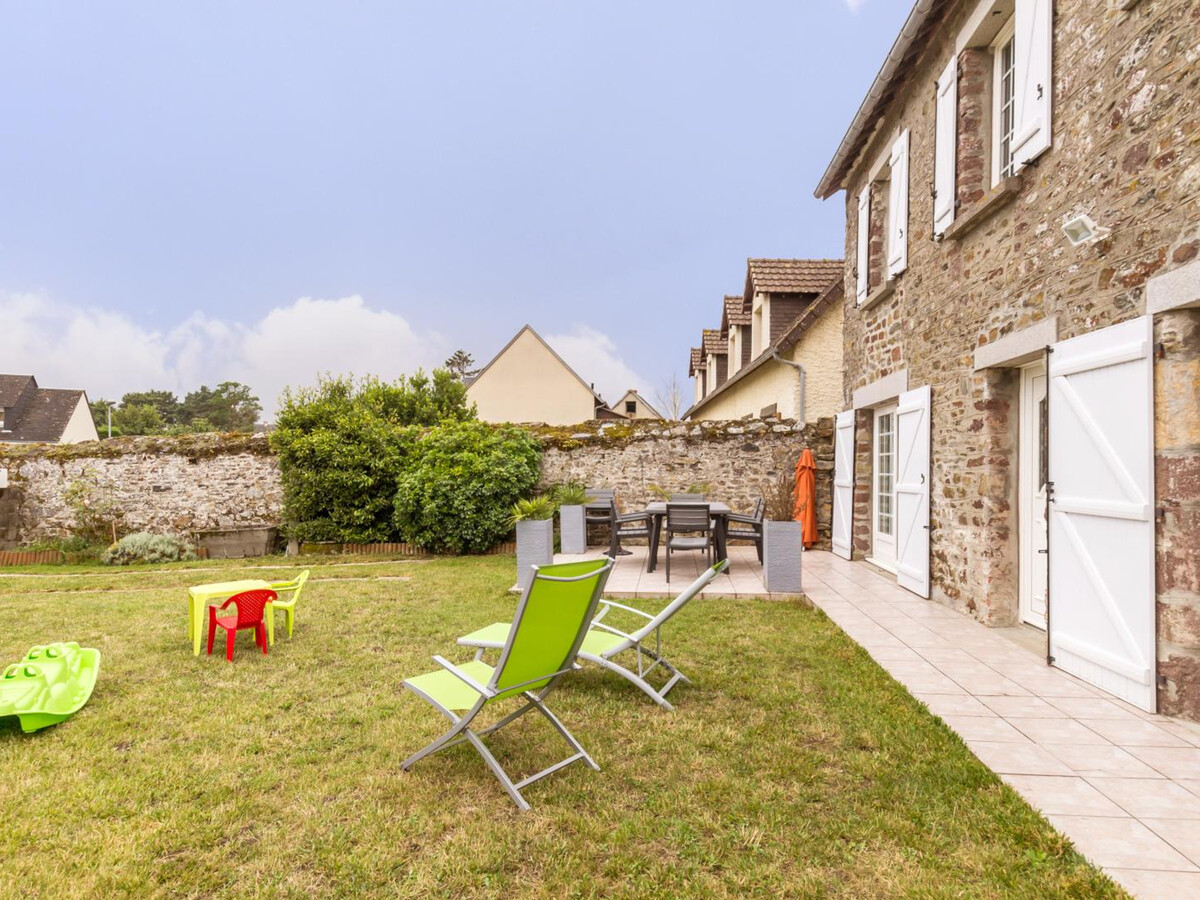 Gîte 5 pers. à Granville : maison pierre avec cheminée - Photo 10