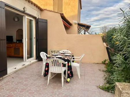 Location appartement à Cap d'Agde naturisme, Villa climatisée, 4 pers, piscine, terrasse, parking, proche plage - Agde.
