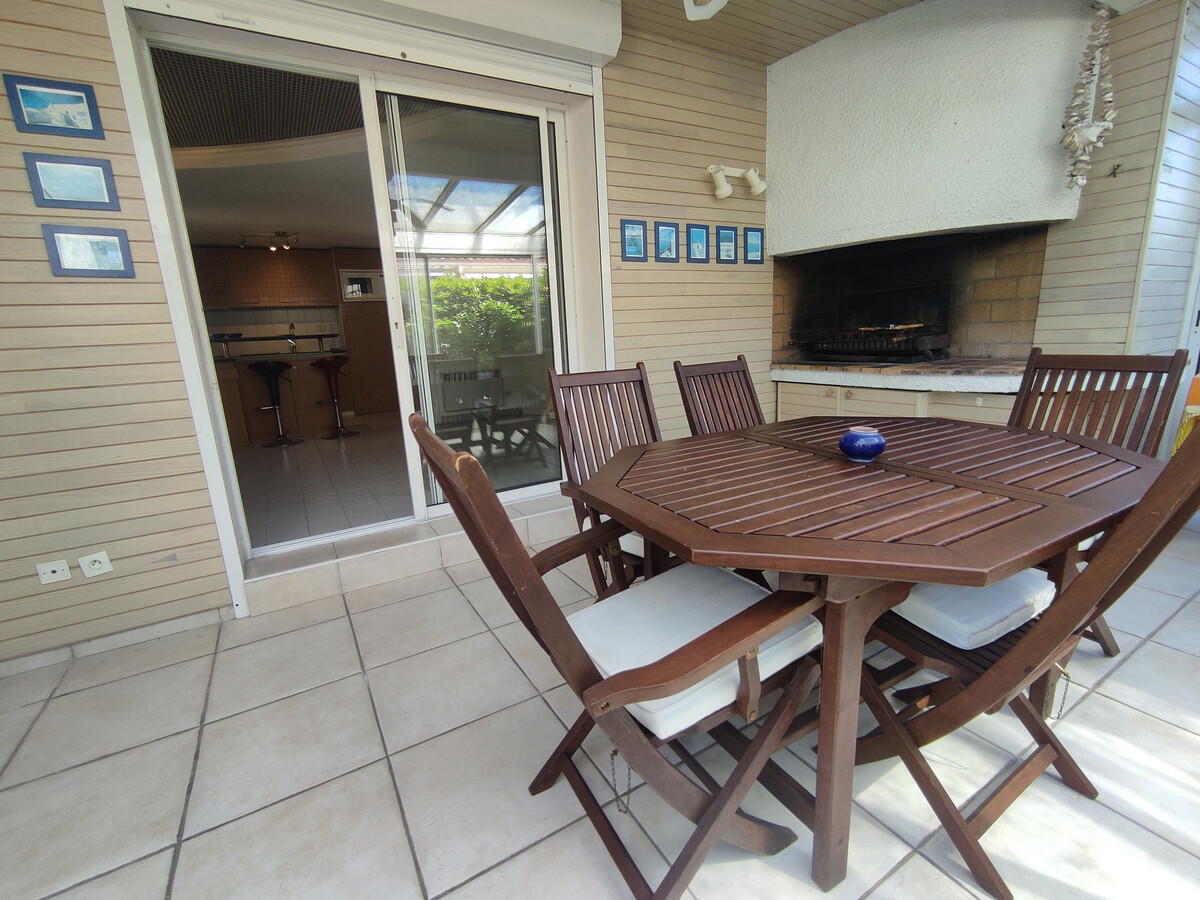 Villa climatisée 2 chambres avec parking au Cap d'Agde - Photo 3