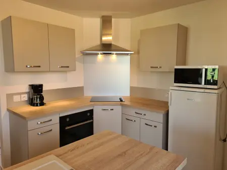 Gîte 8 pers. Crevant, jardin clos 1000m² et terrain de boule : photo 13