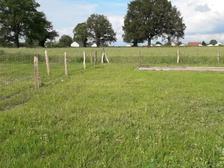 Gîte 8 pers. Crevant, jardin clos 1000m² et terrain de boule : photo 24