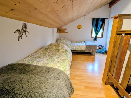 Charmant meublé au calme, proche cascades, randos, chevaux, parking et terrasse privée, WiFi gratuit - Photo 6