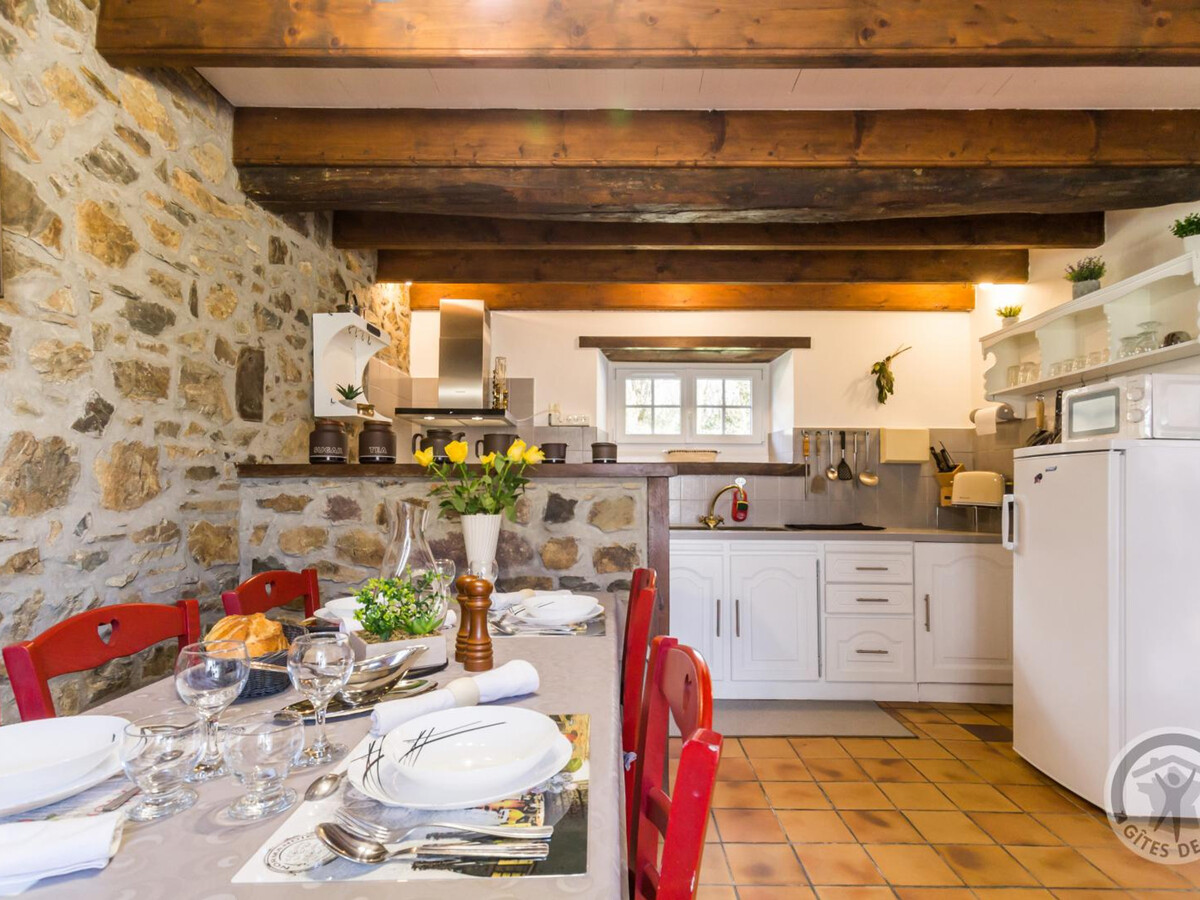 Gîte 6 personnes à Roncey avec jardin clos et jeux - Photo 3