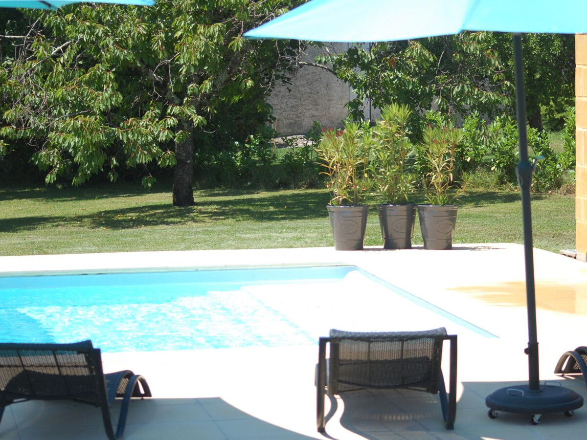 Gîte 2 pers. avec piscine au sel et étang privé à Naussannes - Photo 1