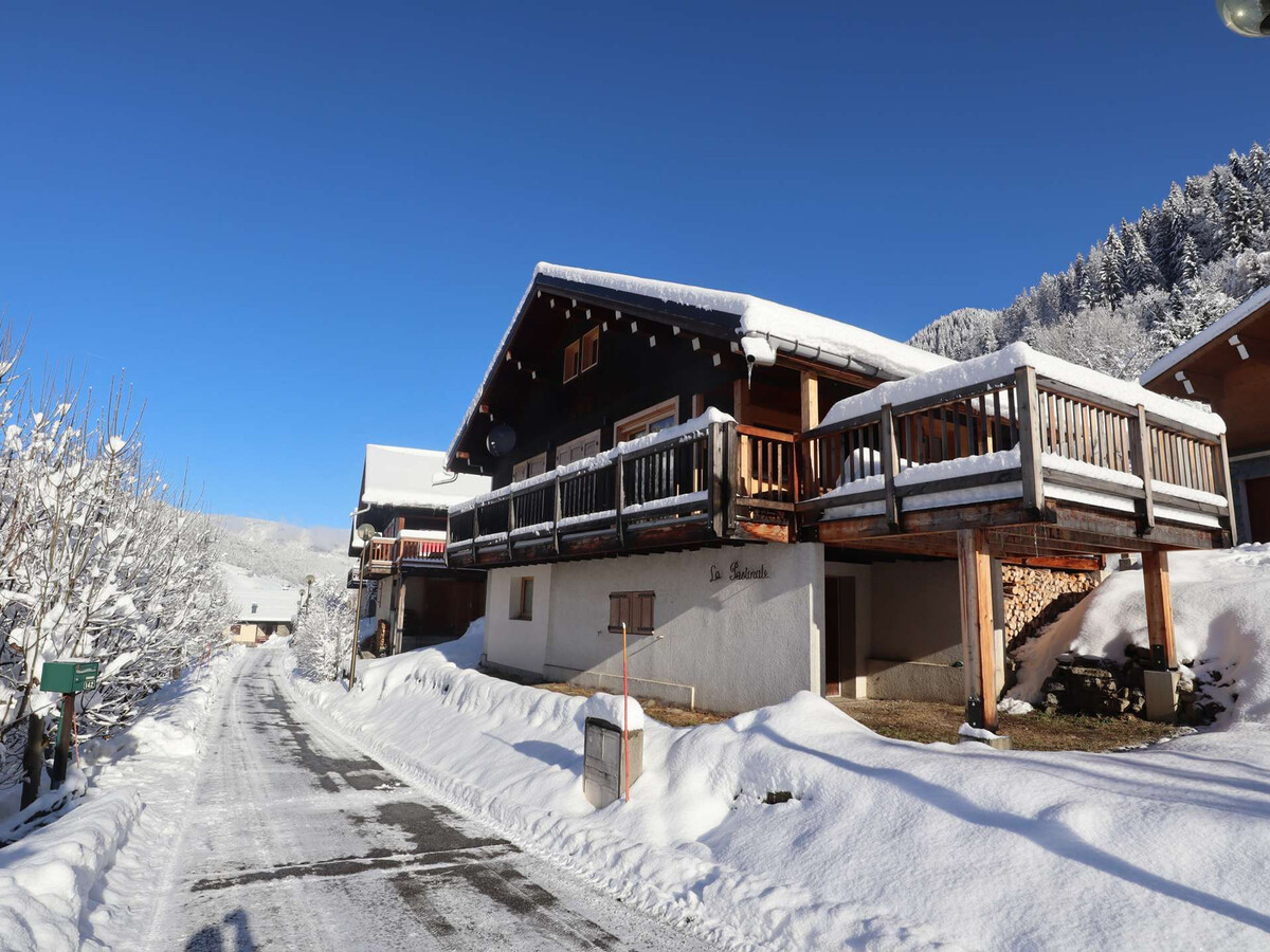 Chalet contemporain 8 pers, vue montagne, à 500m du village - Photo 8