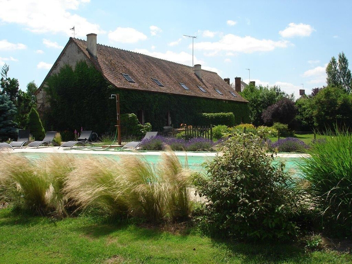 Deux gîtes rénovés avec piscine à Migné - Photo 2