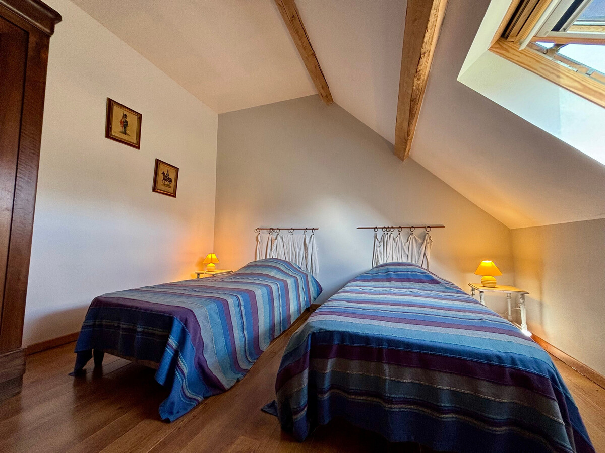 Deux gîtes rénovés avec piscine à Migné - Photo 14