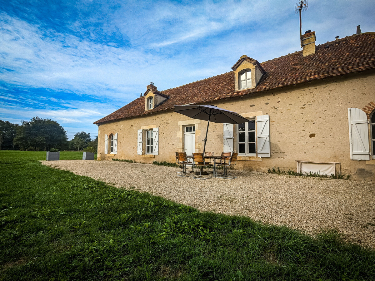 Maison de vacances en Brenne avec piscine partagée, grand jardin et tout confort inclus - Photo 1