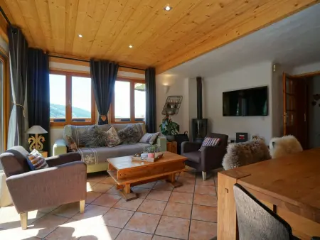 Chalet cosy avec mezzanine, poêle à bois, wifi et parking - Méribel - Photo 14