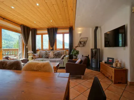 Chalet cosy avec mezzanine, poêle à bois, wifi et parking - Méribel - Photo 16