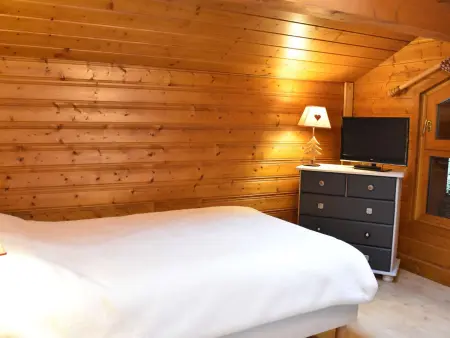 Chalet cosy avec mezzanine, poêle à bois, wifi et parking - Méribel - Photo 26