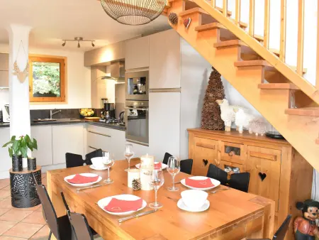 Chalet cosy avec mezzanine, poêle à bois, wifi et parking - Méribel - Photo 34