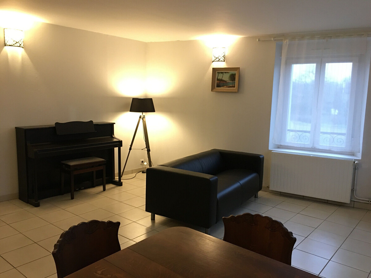 Charmant Gîte au Cœur de Velle-sur-Moselle, Proche Nancy et Lunéville, Terrasse Privative - Photo 2