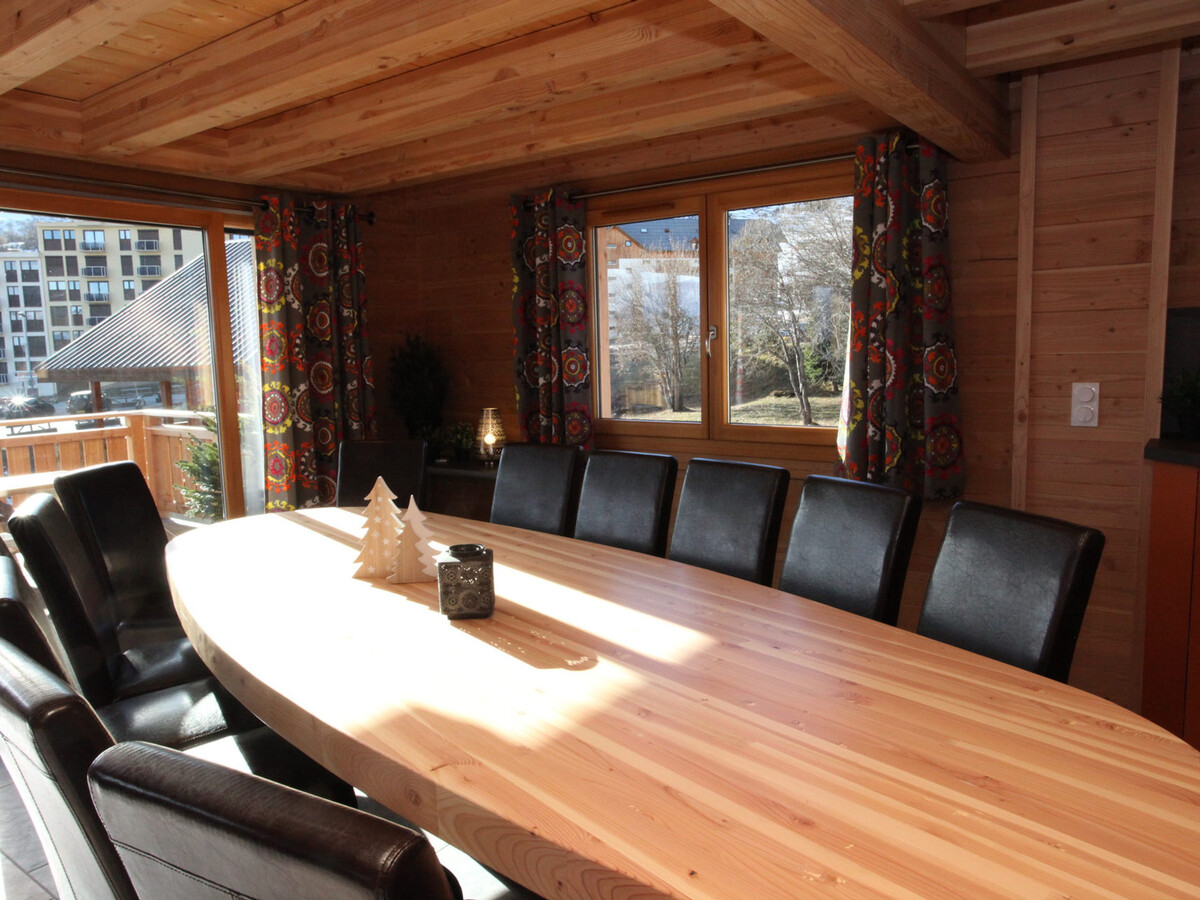 Chalet luxe piscine intérieure à 100m des pistes - Photo 2
