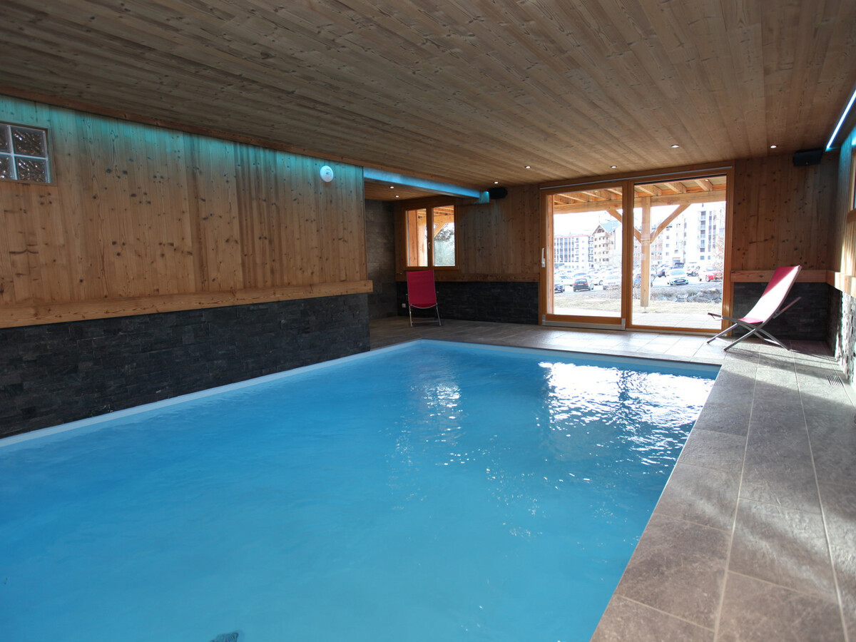 Chalet luxe piscine intérieure à 100m des pistes - Photo 16