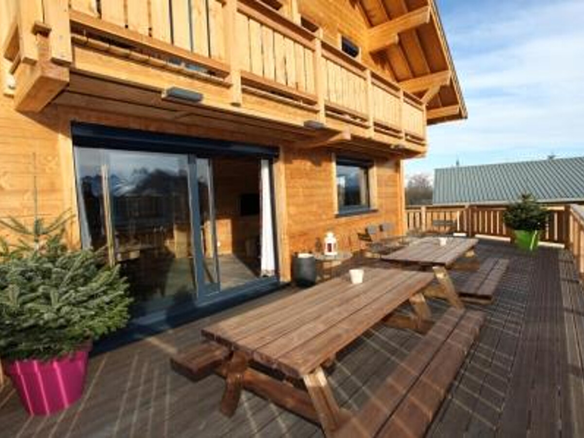 Chalet luxe piscine intérieure à 100m des pistes - Photo 18