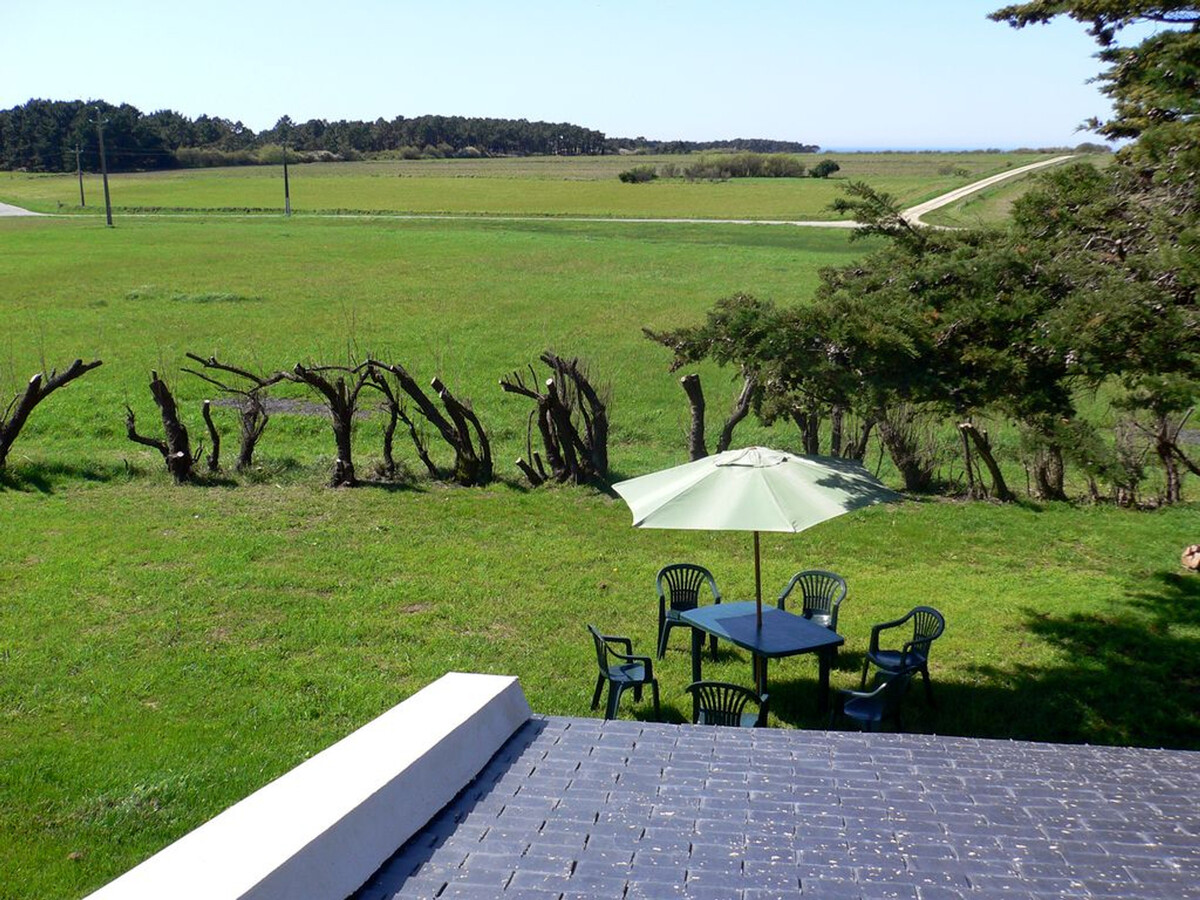Maison mitoyenne 3 chambres, jardin et plage à 10 min - Photo 2