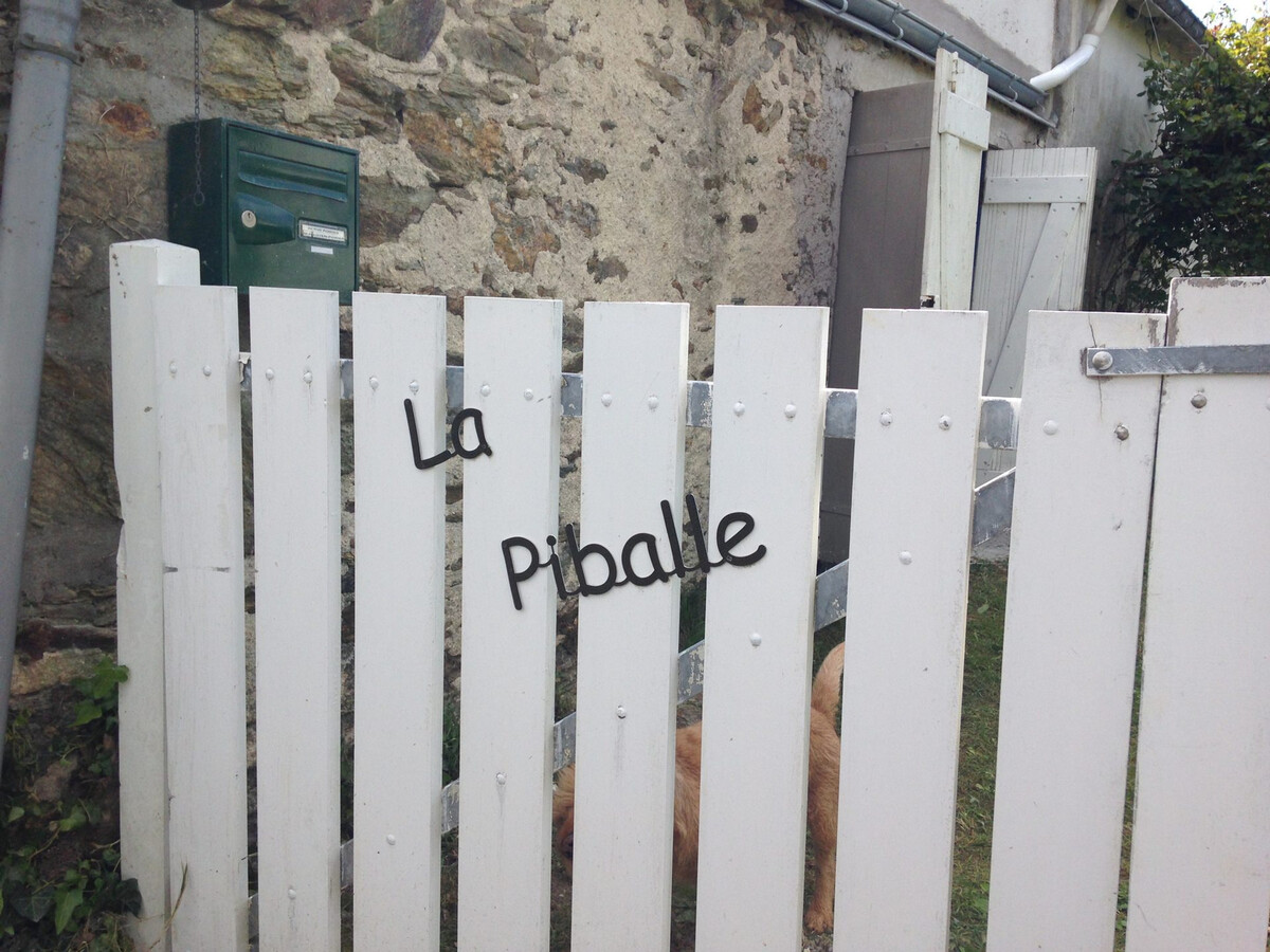 Maison en pierre avec jardin à Bangor, 1500 m plage - Photo 12