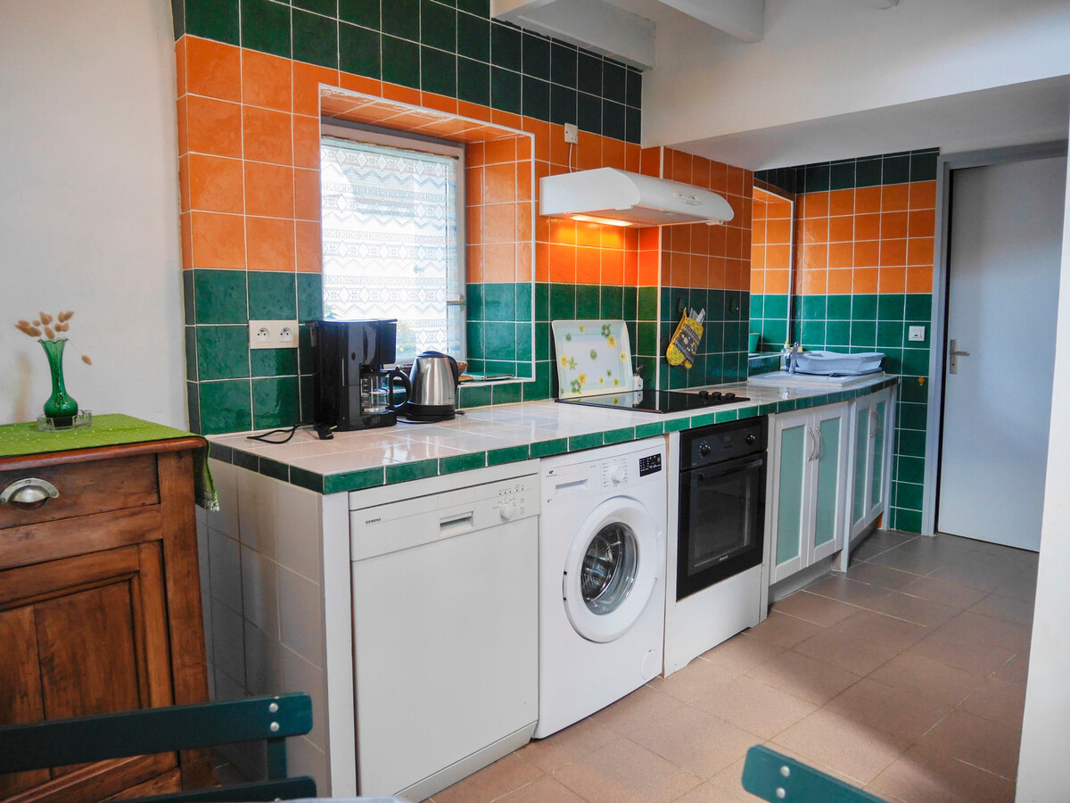 Maison de pays 43 m² à Locmaria, 800 m de la plage - Photo 4