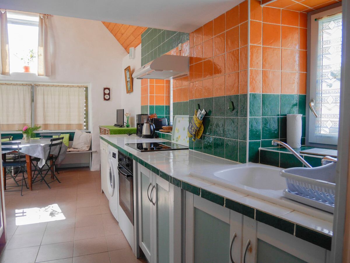 Maison de pays 43 m² à Locmaria, 800 m de la plage - Photo 5