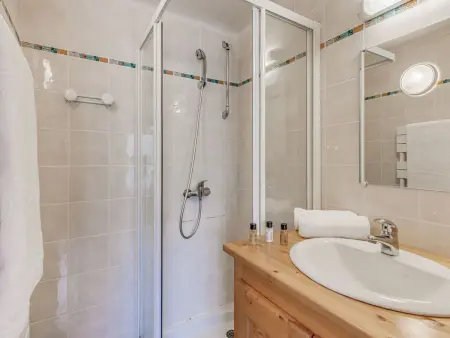 Chalet Les Soldanelles, 10 pers, 5 chambres à Champagny : photo 12