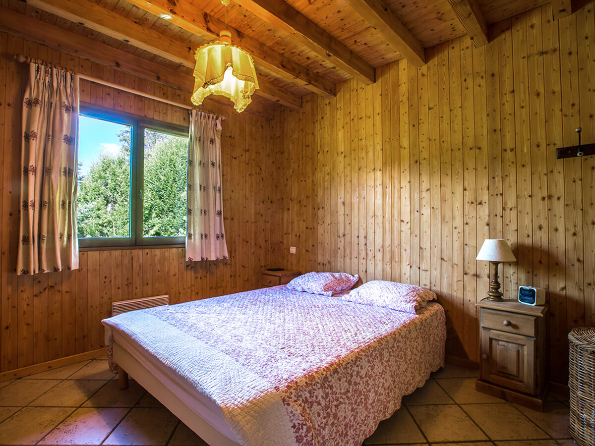 Chalet 10 pers, 5 chambres, cheminée à La Clusaz - Photo 3