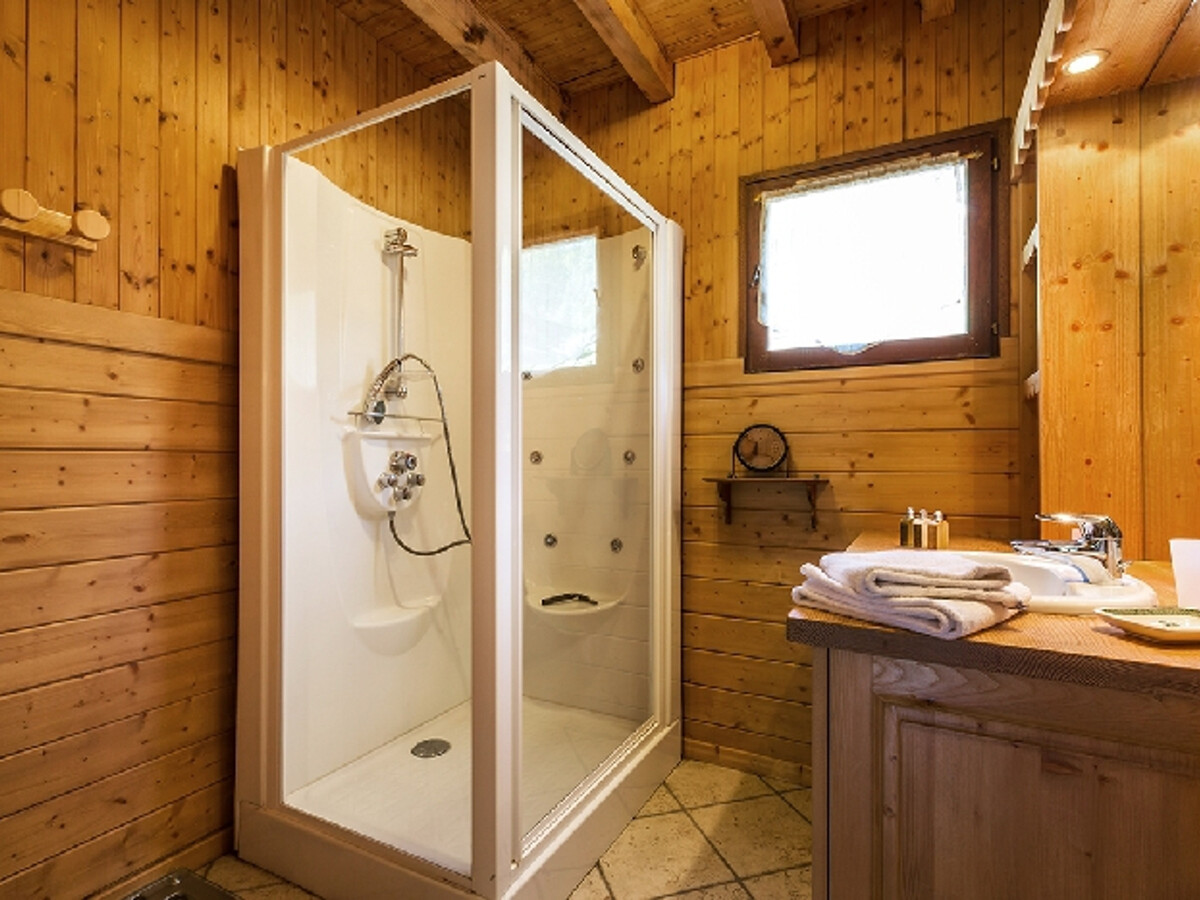 Chalet 10 pers, 5 chambres, cheminée à La Clusaz - Photo 7