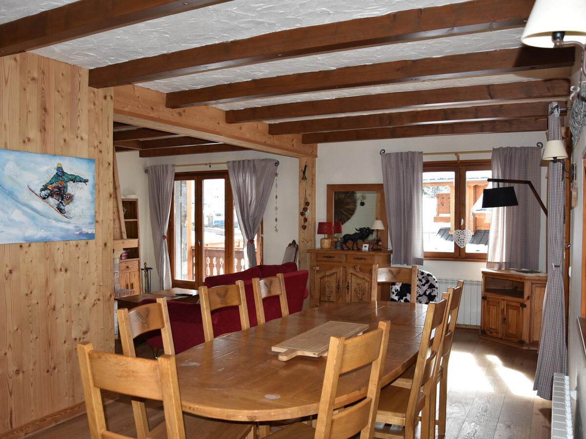 Chalet 4★ 10 pers. skis aux pieds à Pralognan - Photo 4