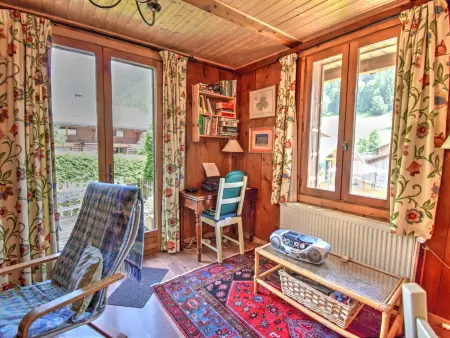 Chalet rénové à Morzine avec 5 chambres, parking et WIFI - Photo 2