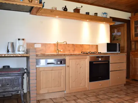 Chalet Savoyard en Bordure des Pistes avec Liaison Facile vers le Centre de Morzine - Photo 3