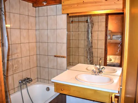 Chalet Savoyard en Bordure des Pistes avec Liaison Facile vers le Centre de Morzine - Photo 10