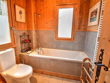 Chalet haut de gamme près de Morzine, 6 chambres, garage, WIFI - Photo 10