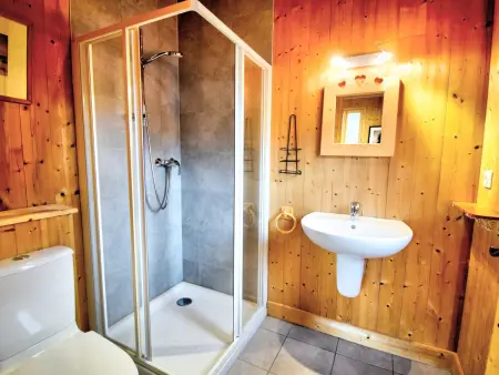 Chalet haut de gamme près de Morzine, 6 chambres, garage, WIFI - Photo 11