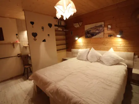 Chalet traditionnel bois, chaleureux, 3 chambres, 8 personnes, balcon Sud - Photo 7