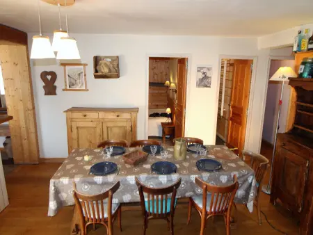 Chalet traditionnel à Tignes - 3 pièces, 6 personnes, WiFi inclus - Photo 2