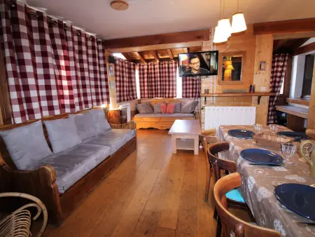 Chalet traditionnel à Tignes - 3 pièces, 6 personnes, WiFi inclus - Photo 6