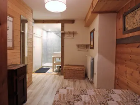 Chalet traditionnel à Tignes - 3 pièces, 6 personnes, WiFi inclus - Photo 14