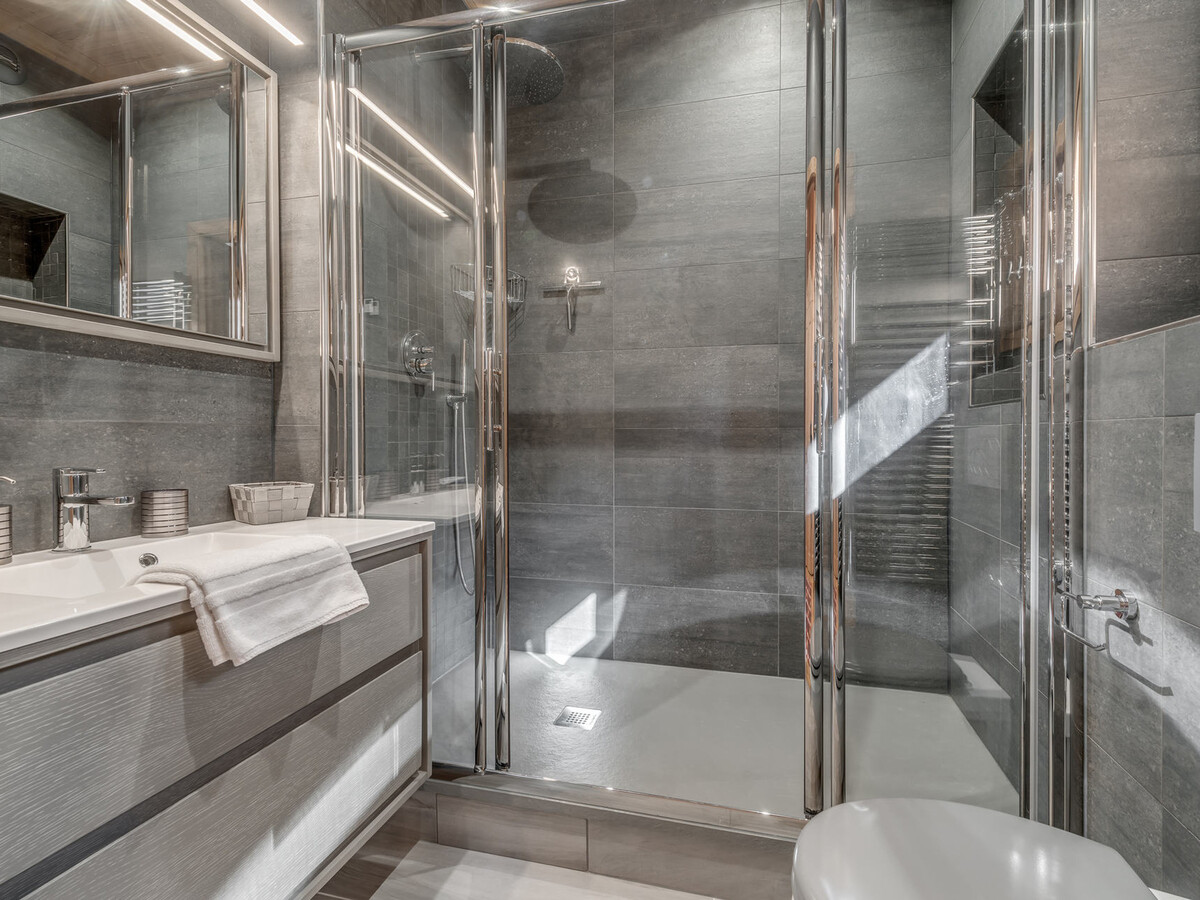 Chalet Zanskar à Tignes – 6 chambres, jacuzzi, vue pistes - Photo 7