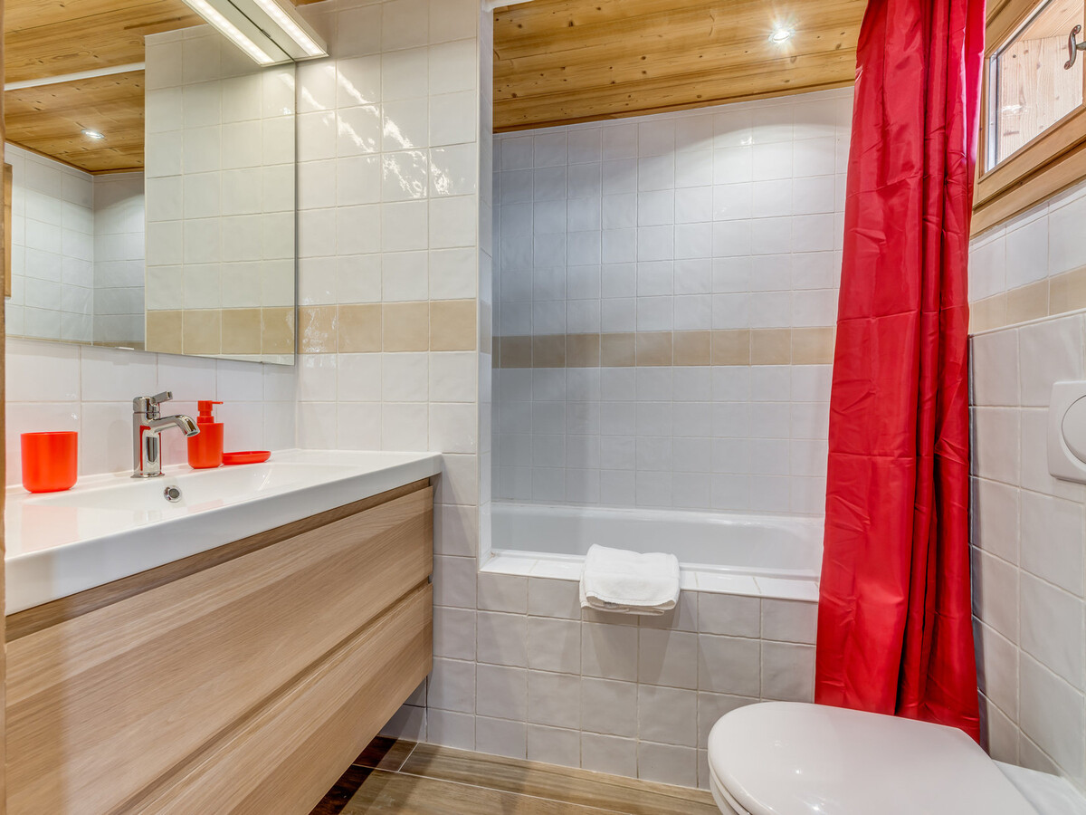 Chalet Zanskar à Tignes – 6 chambres, jacuzzi, vue pistes - Photo 13