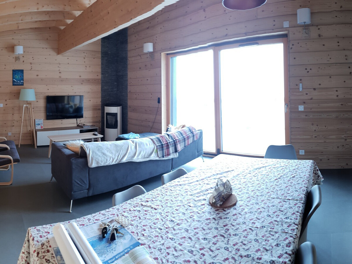 Chalet 12 places avec accès pistes gratuit à Chamrousse - Photo 2
