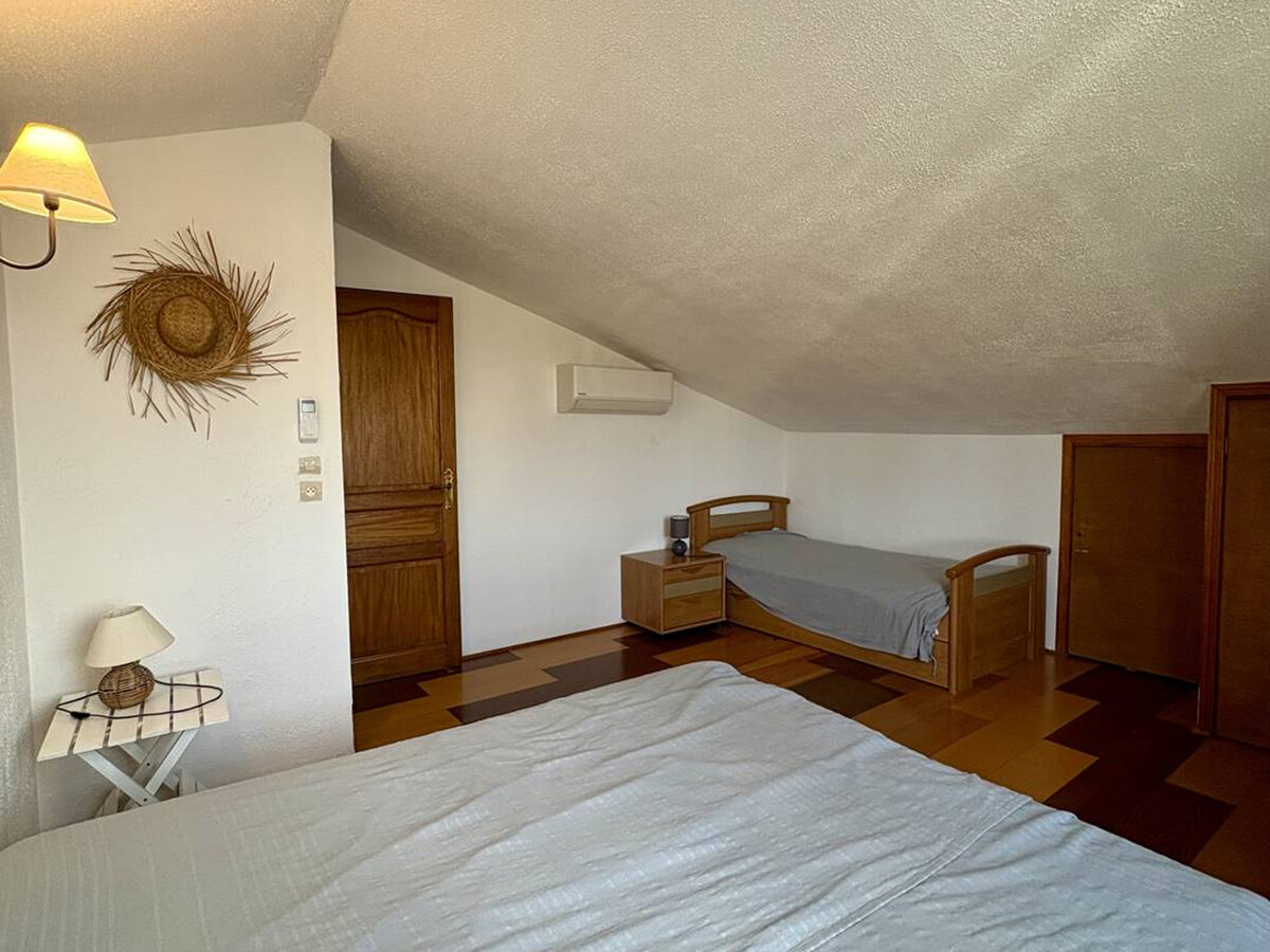 Villa T6 climatisée au Lido, 500 m plage, 10 personnes - Photo 22