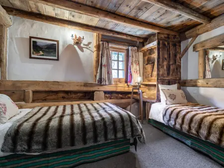 Chalet authentique avec jacuzzi, sauna et parking pour 12 personnes - Photo 11