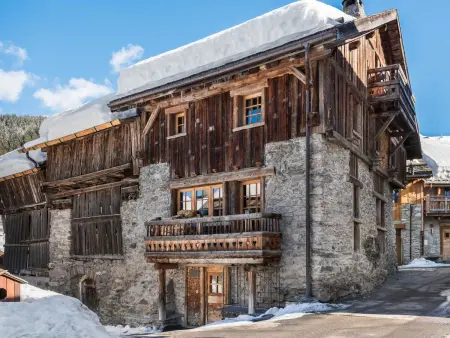Chalet authentique avec jacuzzi, sauna et parking pour 12 personnes - Photo 16