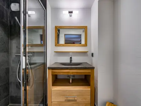 Chalet moderne Méribel, skis aux pieds, animaux admis - Photo 10