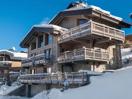 Chalet de luxe à Courchevel avec jacuzzi et cheminée : photo 5