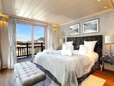 Chalet de luxe à Courchevel avec jacuzzi et cheminée : photo 15