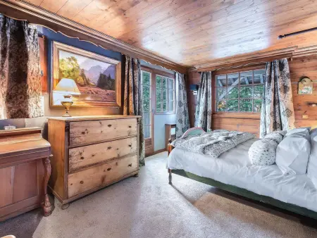Chalet authentique et spacieux avec jacuzzi et hammam, près du centre de Méribel - Photo 5