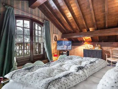 Chalet authentique et spacieux avec jacuzzi et hammam, près du centre de Méribel - Photo 9
