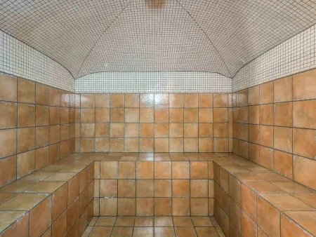 Chalet authentique et spacieux avec jacuzzi et hammam, près du centre de Méribel - Photo 12